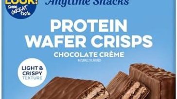 Top Keto Snacks: Satisfy Cravings with Atkins & Almond Crackers!