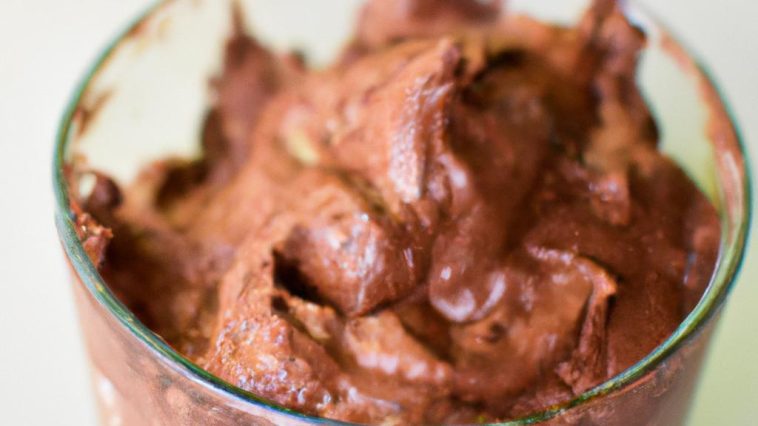 Decadent Keto Chocolate Avocado Mousse: A Guilt-Free Delight!