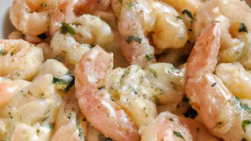 Deliciously Keto: Creamy Garlic Butter Shrimp in Under 30 Minutes